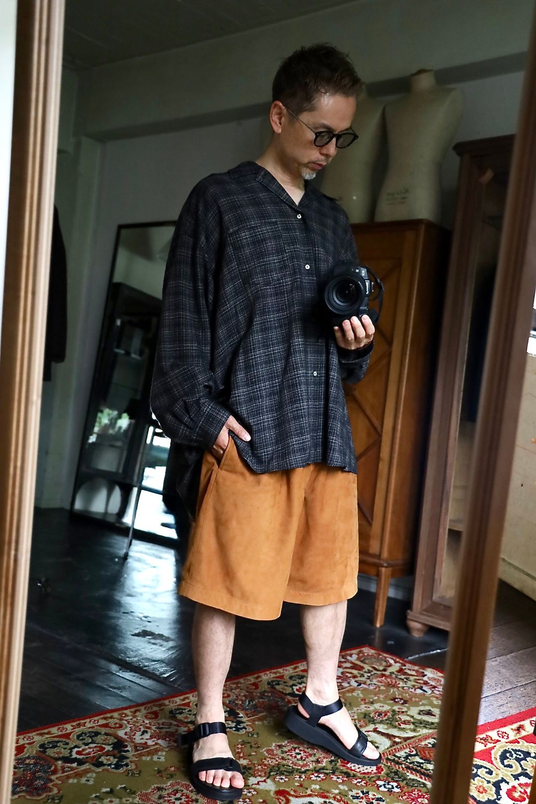 Graphpaper Extra Fine Wool Lawn L/S Sleeping Shirtスタイル