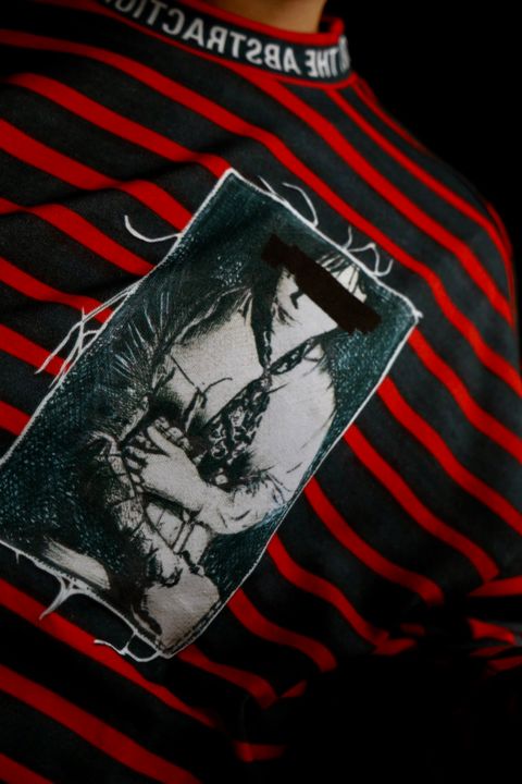 TALKING ABOUT THE ABSTRACTION 25SS "ROF"ART REPLICA MOCK NECKスタイル