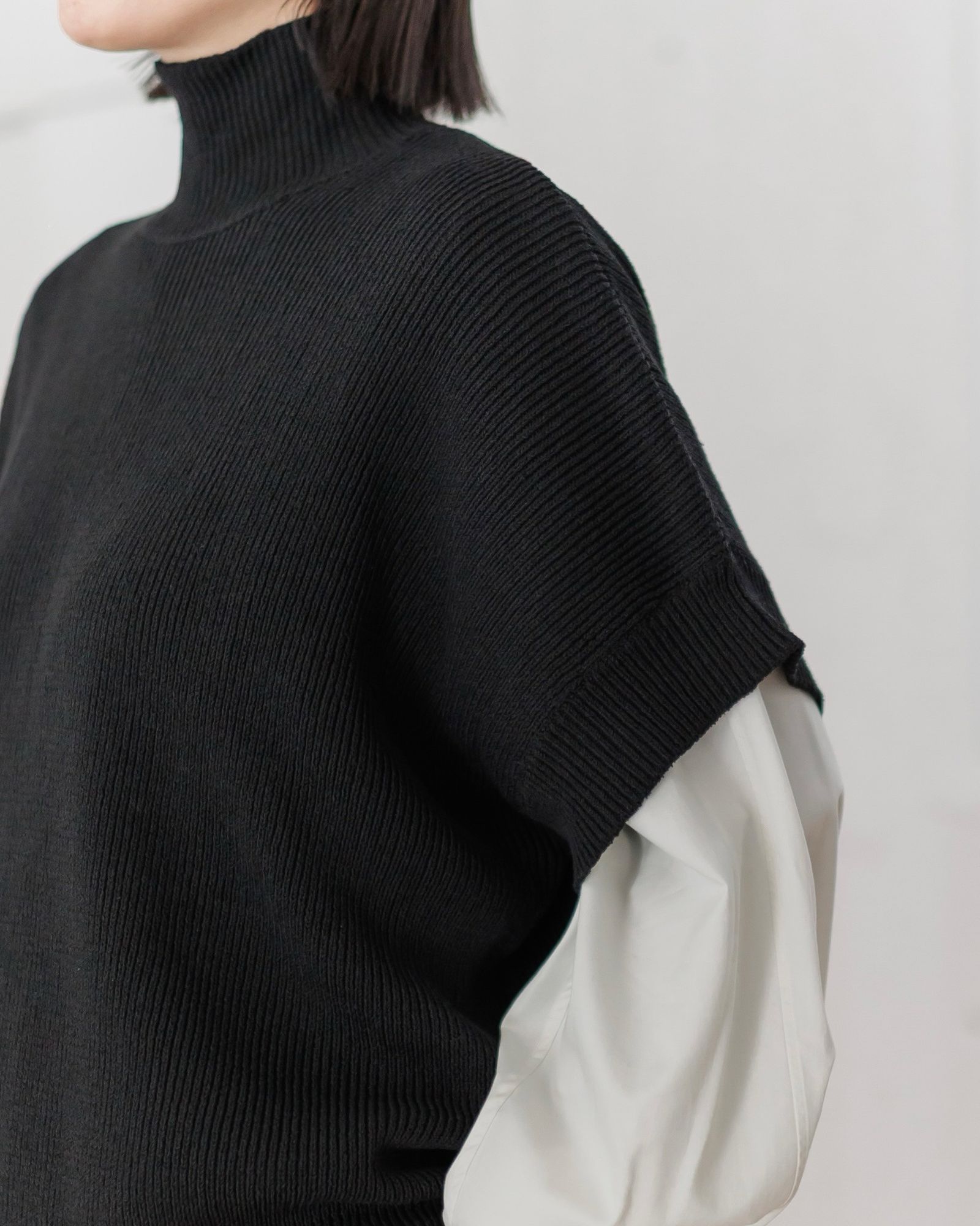 Graphpaper 25SS 新作 Linen Solotex S/S Mock Neck Knit style.2025.3.29