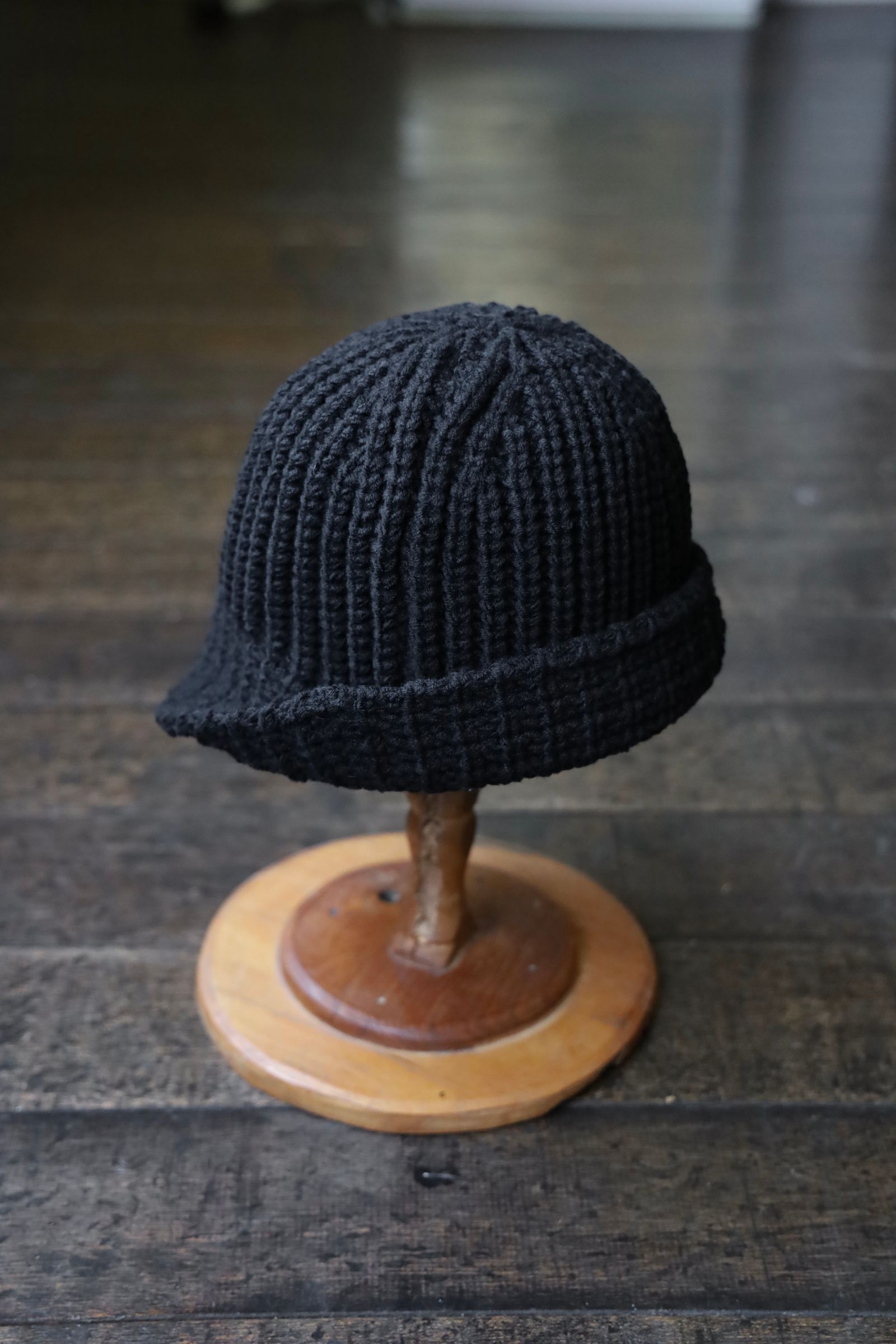 yohji yamamoto pour homme ニットマフラー yohji yamamoto - pour homme | 刺繍 丸首 PO / ニット (メンズ