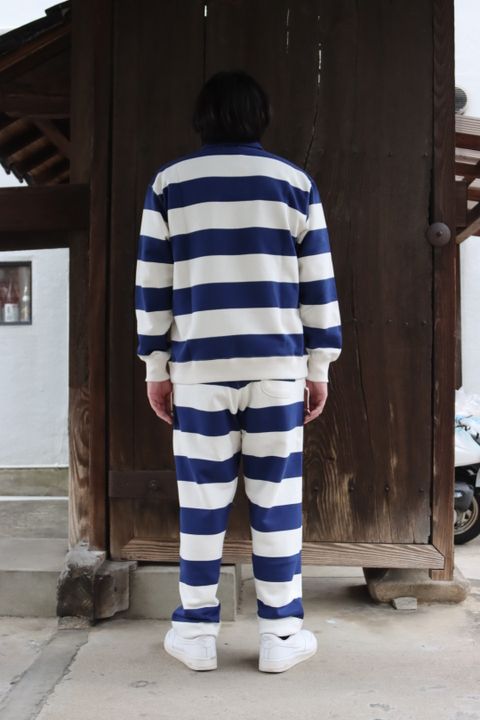 UNIVERSAL PRODUCTS 新作GIMME FIVE HALF ZIP BORDER SWEAT style.2022.1.23