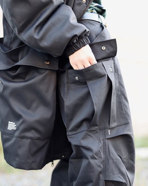 FreshService × HOUYHNHNM 23AW UTILITY SHOOTING COAT &SHOOTING CARGO PANTSスタイル