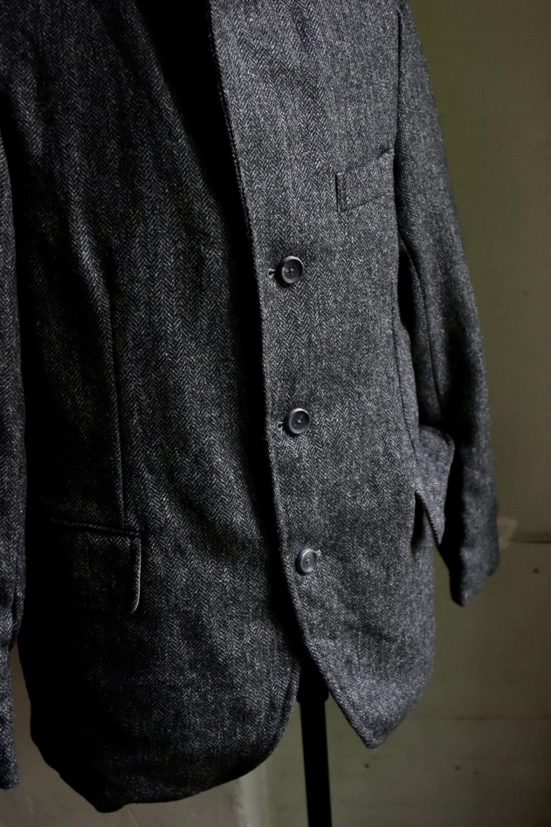 アプレッセ Tweed Tailored Jacket(23AAP-01-18H)CHARCOAL