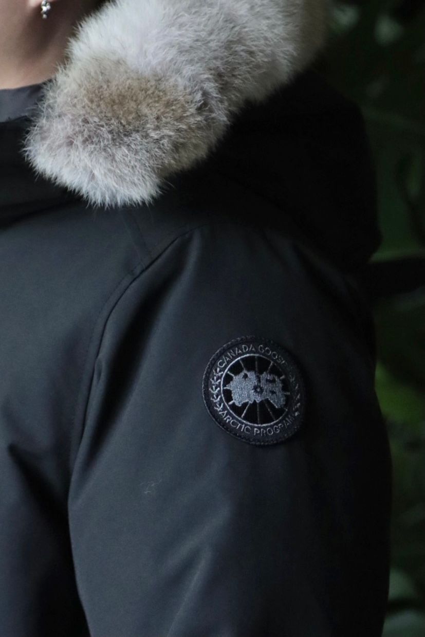 CANADA GOOSE CHATEAU PARKA BLACK LABEL style.2022.10.9