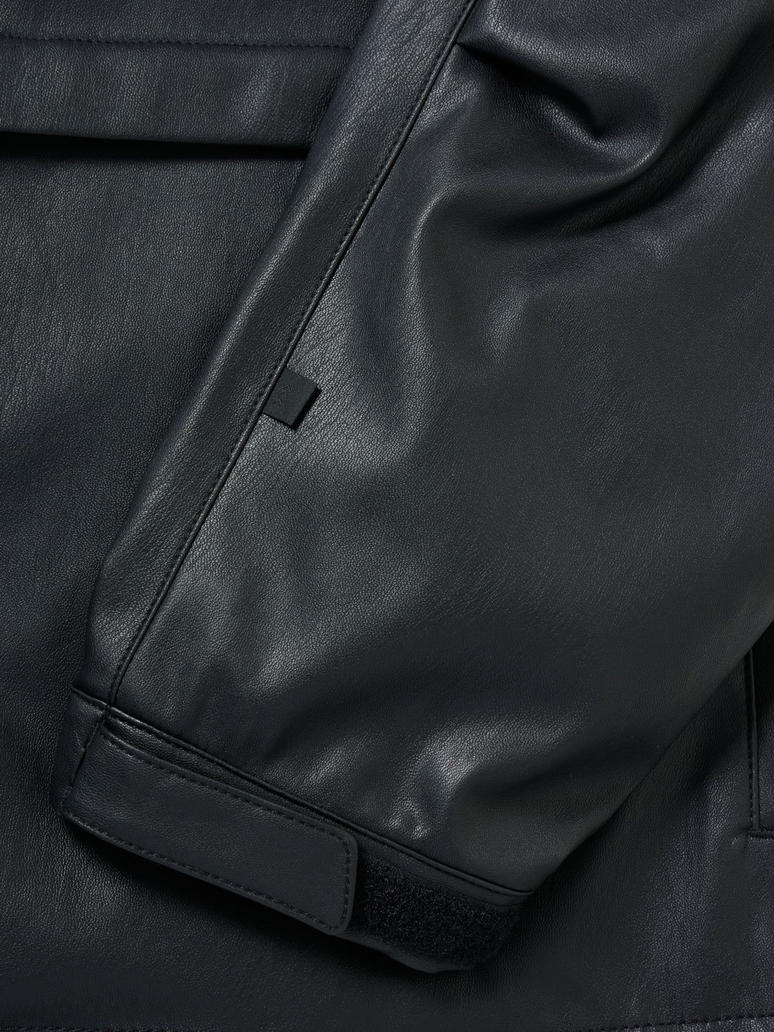 DAIWA PIER39(ダイワピア39) 25FW TECH SYNTHETIC SKIN WINDBREAKER JACKET (BJ-40025W)BLACK