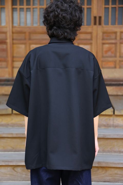 Graphpaper Selvage Wool S/S Oversized Box Shirt(GM212-50260) style. 2021.07.05.