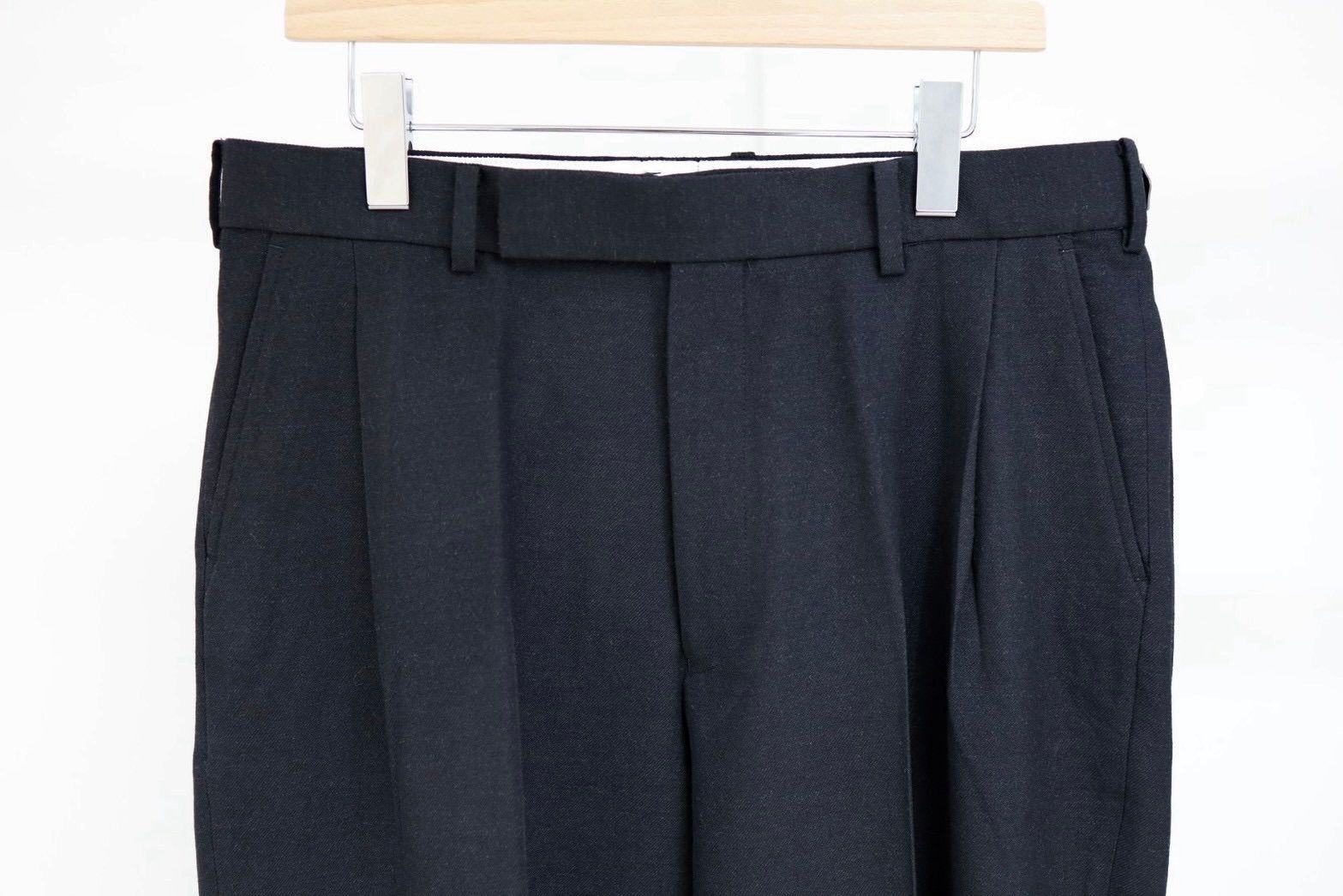 マーカ 26AW SINGLE PLEAT WIDE TROUSERS(M26C10PT02C) CHAMBRAY BLACK☆新作発売！