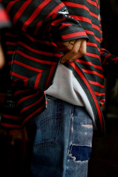 TALKING ABOUT THE ABSTRACTION 25SS "ROF"ART REPLICA MOCK NECKスタイル