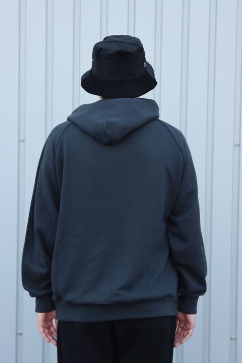 FreshService SATIN STADIUM JUMPER style.2022.10.21