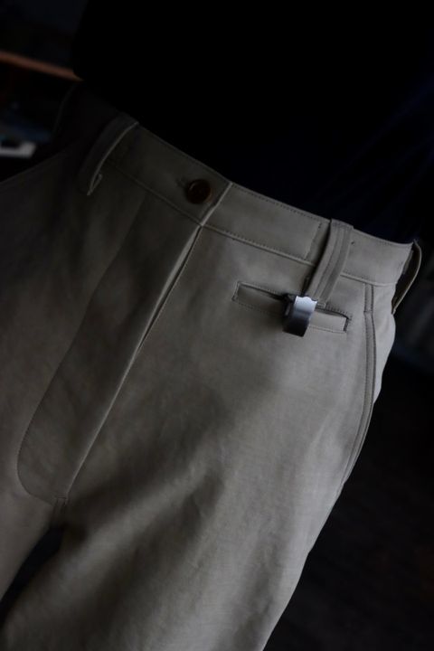 A.PRESSE 23SS Motorcycle Trousers"BEIGE"スタイル
