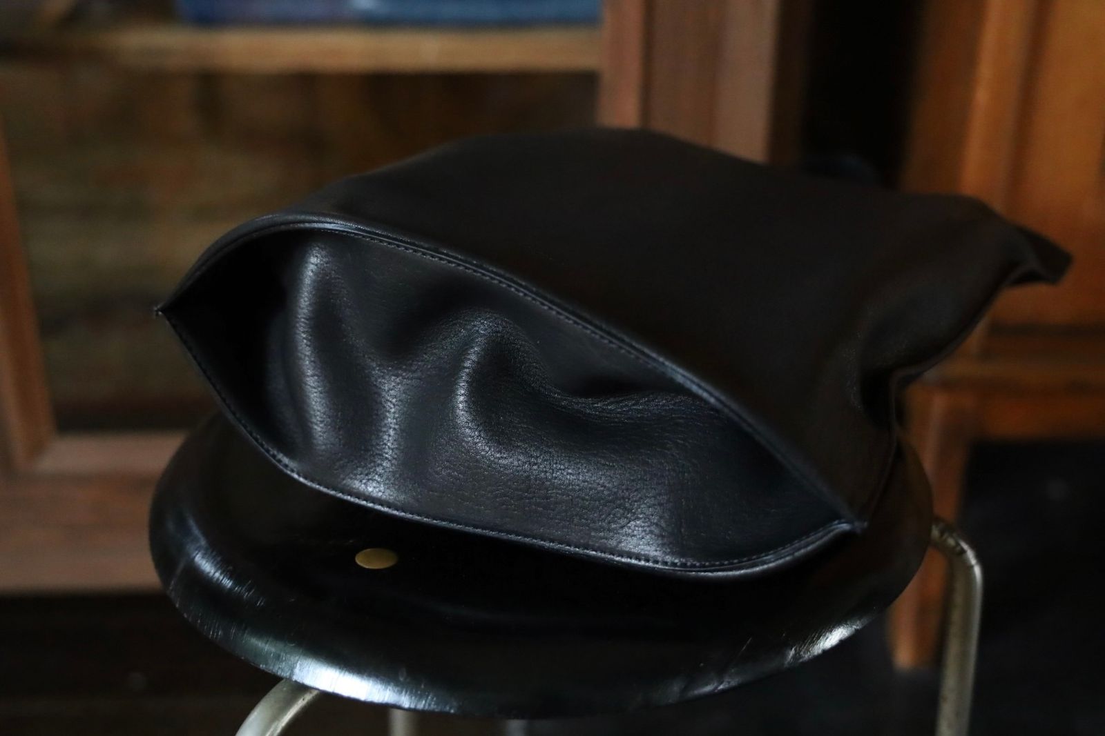エンダースキーマ バッグ twist hand bag large(zw-b-tbb)black