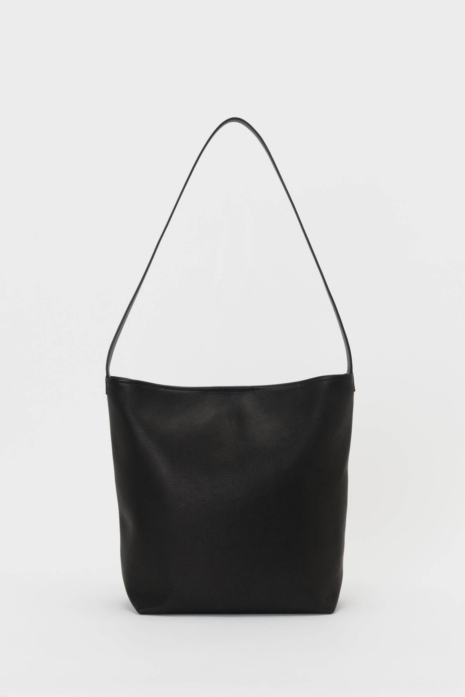 エンダースキーマ バッグ twist shoulder large(zw-b-tsb)black☆6月13日(土)発売！