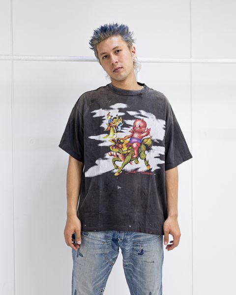 ©SAINT Mxxxxxx DAMEGED SS TEE MARKスタイル！