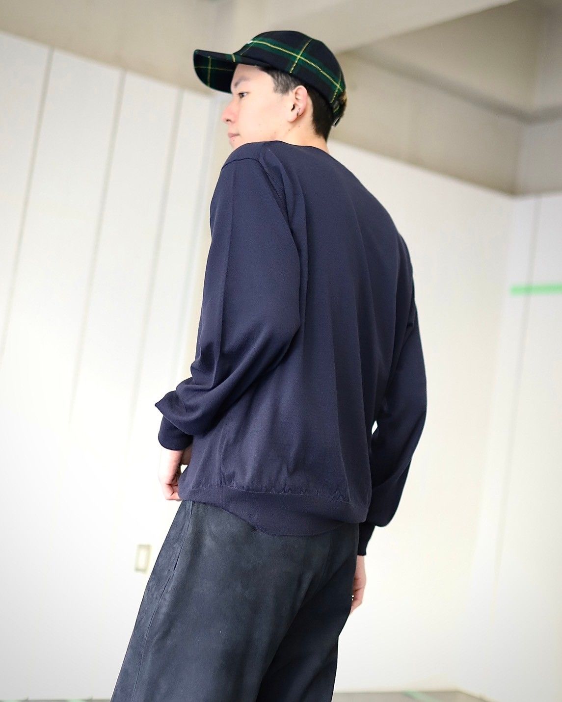 A.PRESSE アプレッセ 2024 Style1 Cashmere High Gauge Crew Neck Sweaterスタイル