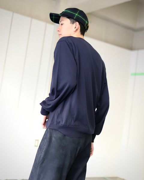 A.PRESSE アプレッセ 2024 Style1 Cashmere High Gauge Crew Neck Sweaterスタイル