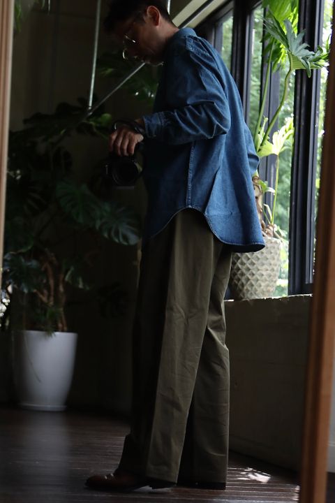 A.PRESSE 22FW BD Denim Shirtスタイル