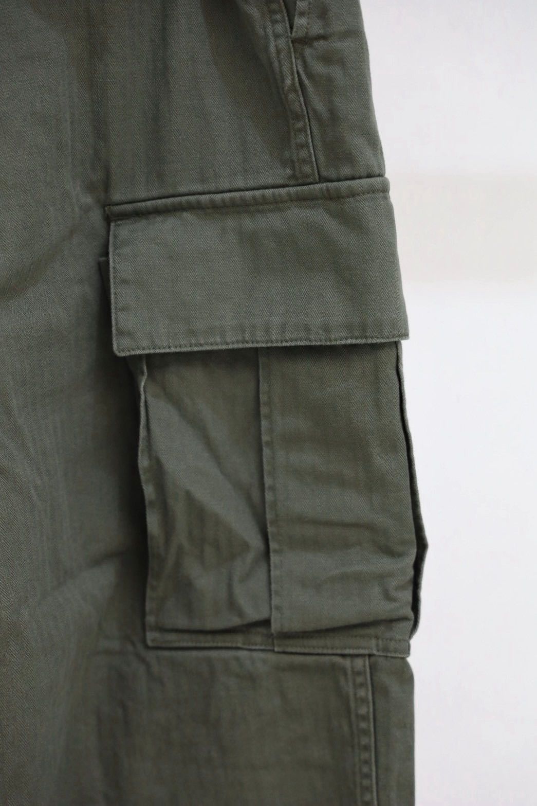 イズネス26AW Herringbone 6-Pocket Pants(26AW_11_1005SSPT05)KHAKI☆9月5日(土)発売！