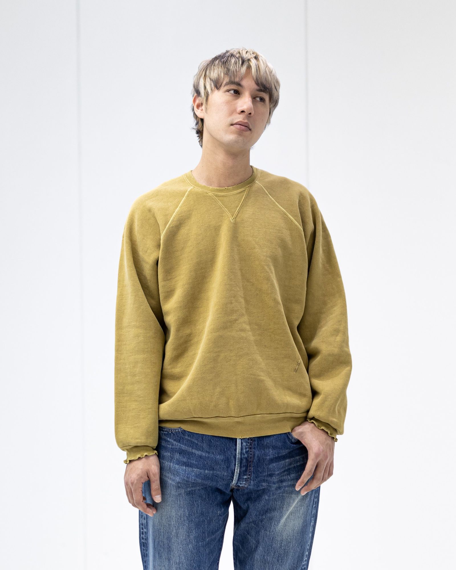 A.PRESSE Vintage Double V Sweatshirt 2月7日(土)新作発売！