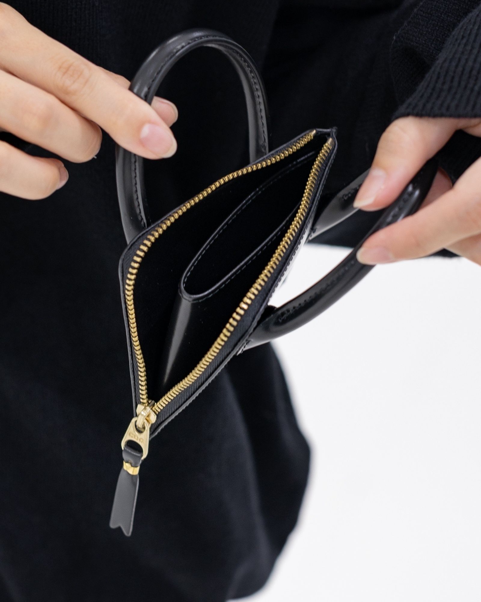 コムデギャルソン 財布 HANDELS L字型ZIP WALLET (8Z-U310-051)BLACK