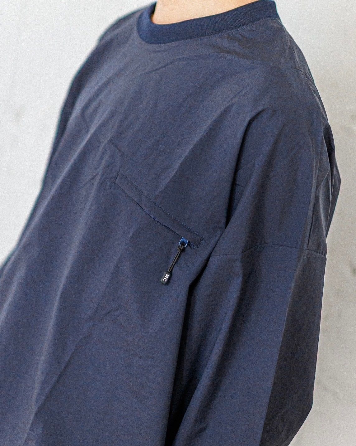 トップス S.F.C TECH POCKET NYLON SS TEE Navy TECH POCKET NYLON SS TEE – COVERCHORD