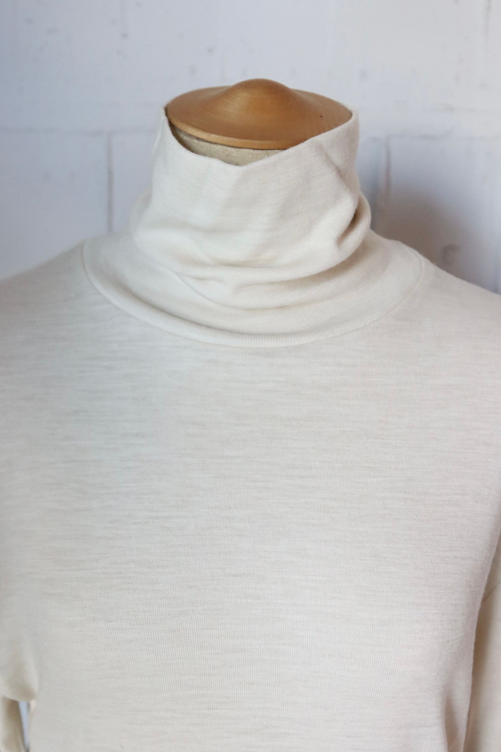 blurhms Women's 25FW Wool Rib Turtle Neck(BHSW24F12F25)Ivory