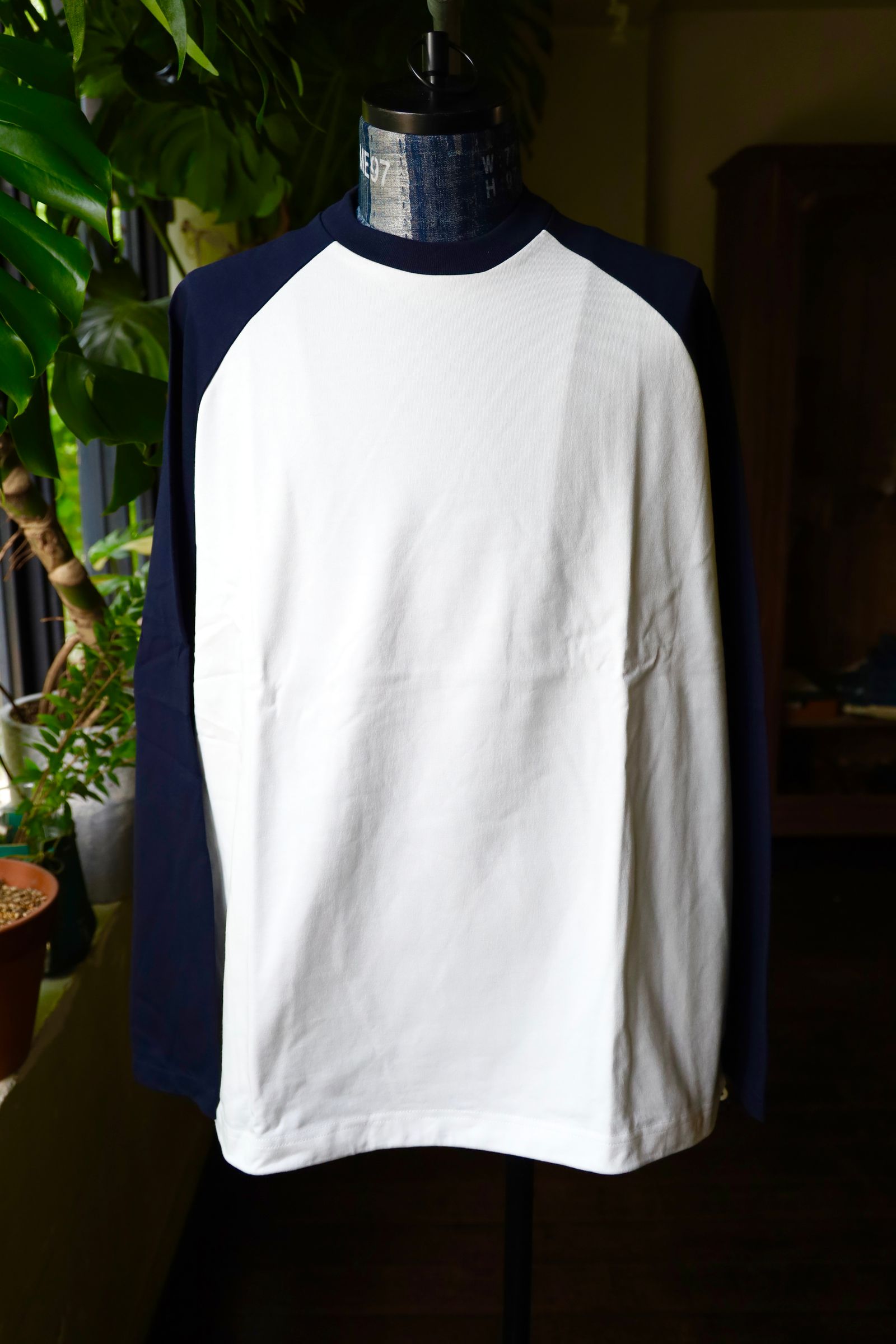 is-ness - イズネス24AWバルーンロングスリーブTシャツ BALLOON