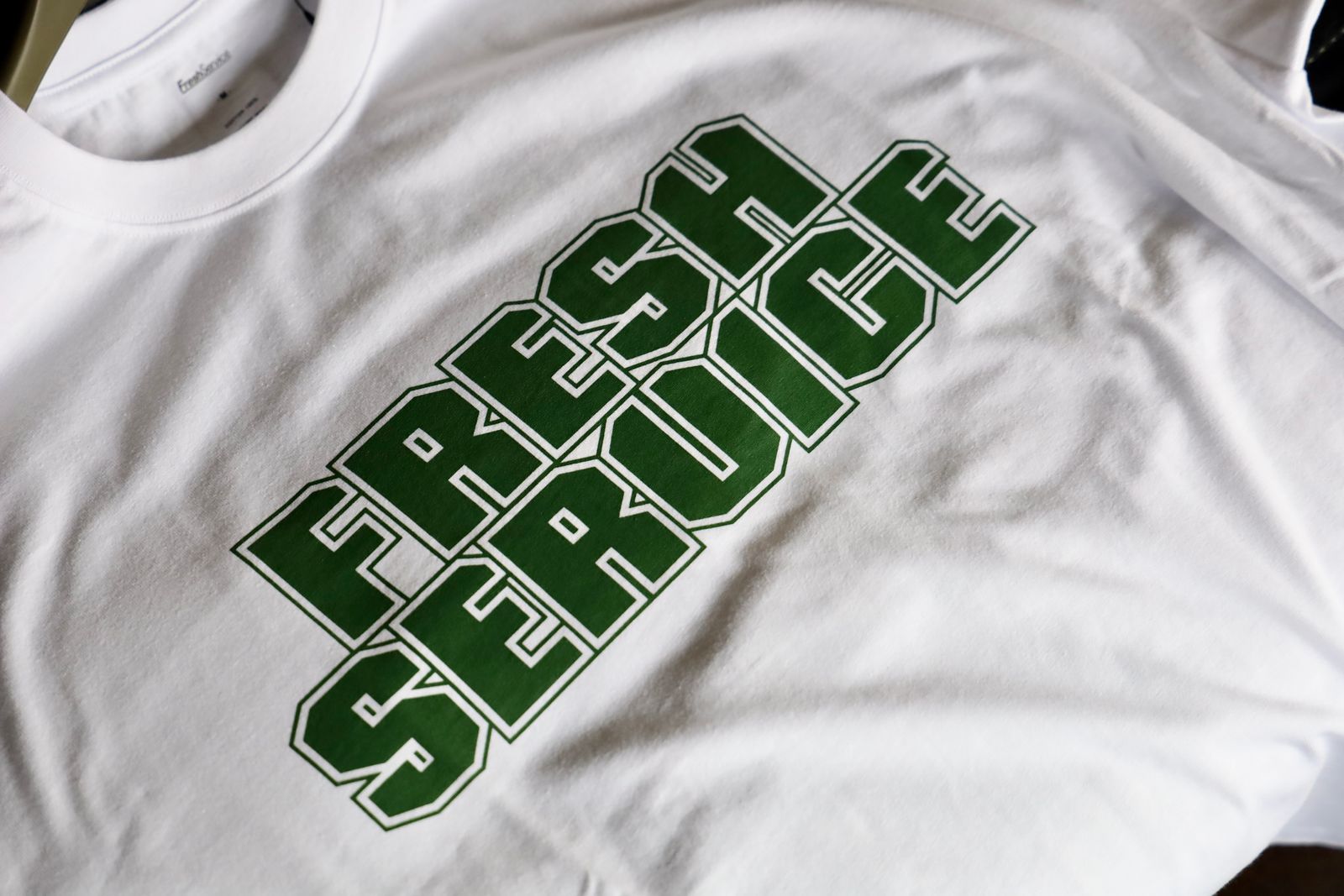フレッシュサービスCORPORATE PRINTED S/S TEE “MS”(WHITE)