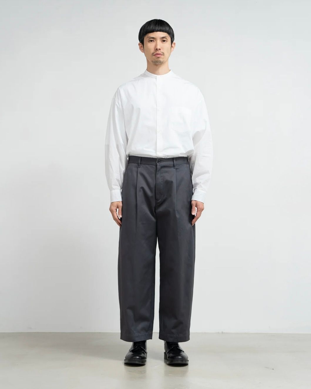 パンツ Graphpaper Molieskin Wide Tapered Slacks Wool Doeskin Tapered Trousers – Graphpaper KYOTO｜グラフ
