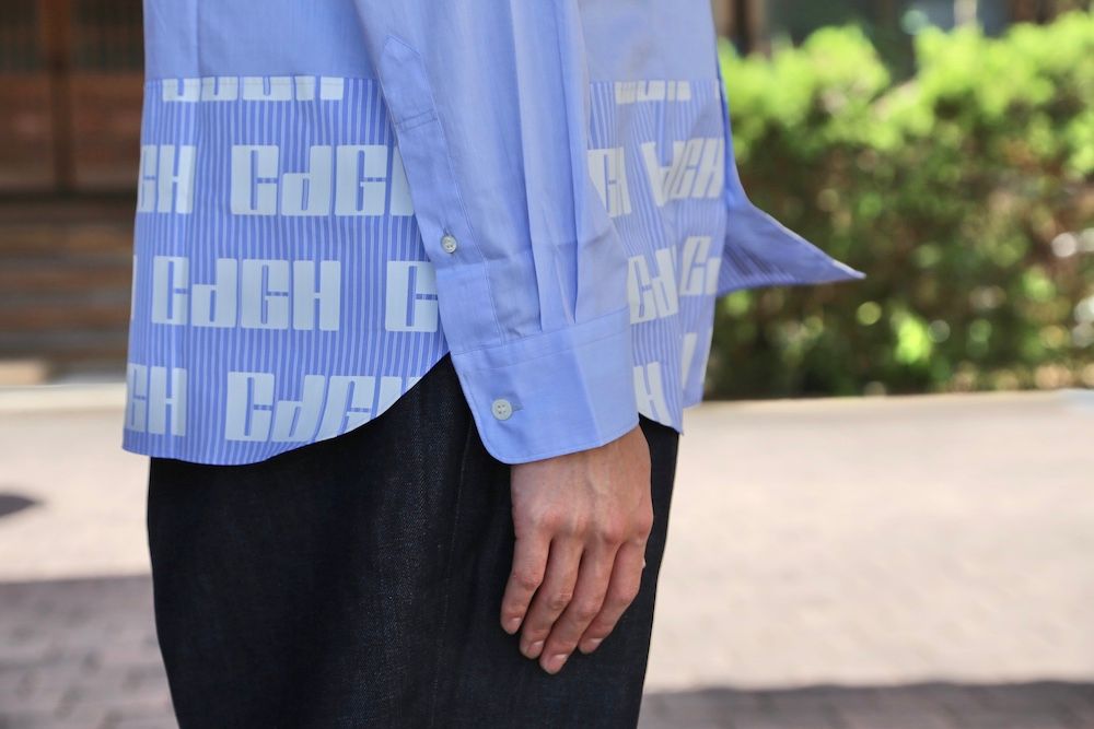 COMME des GARCONS HOMME 綿ツイル×綿ストライプロゴプリントシャツ(HF-B010-051) style.2020.8.15.