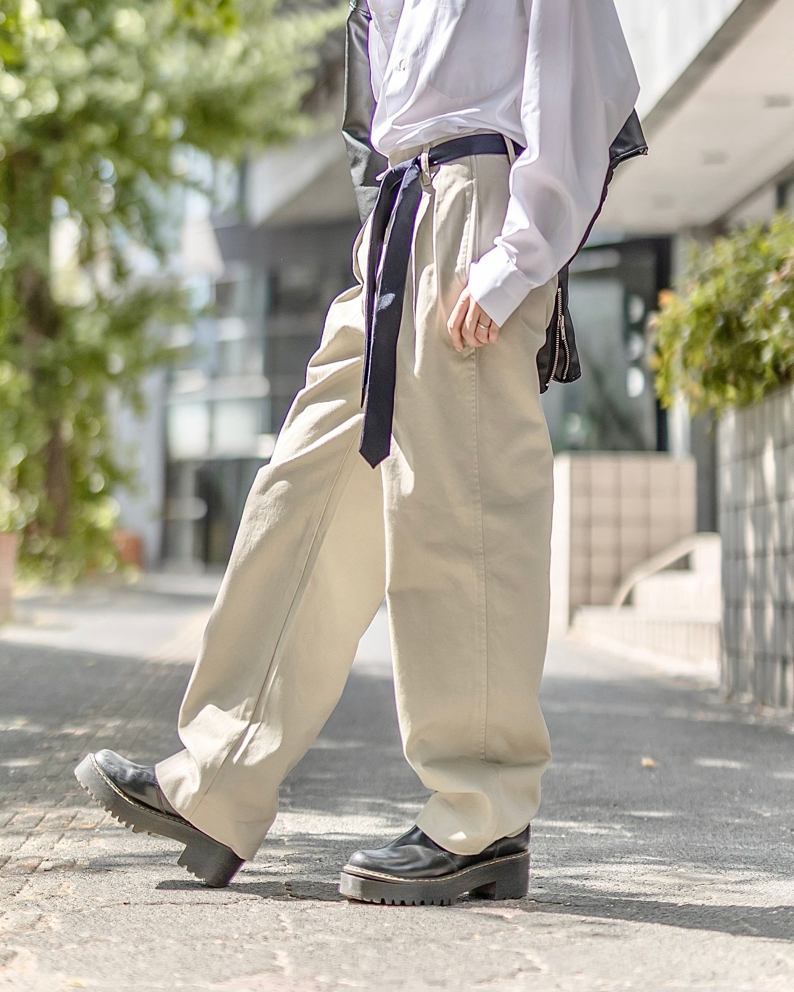 J.B. ATTIRE - ジェービーアタイア Paris trouser(JBS-2406)Beige | mark