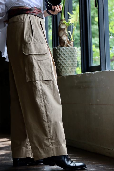 blurhms Washed Gabardine Super Wide 6P Slacks"BEIGE"スタイル.2022.7.24.