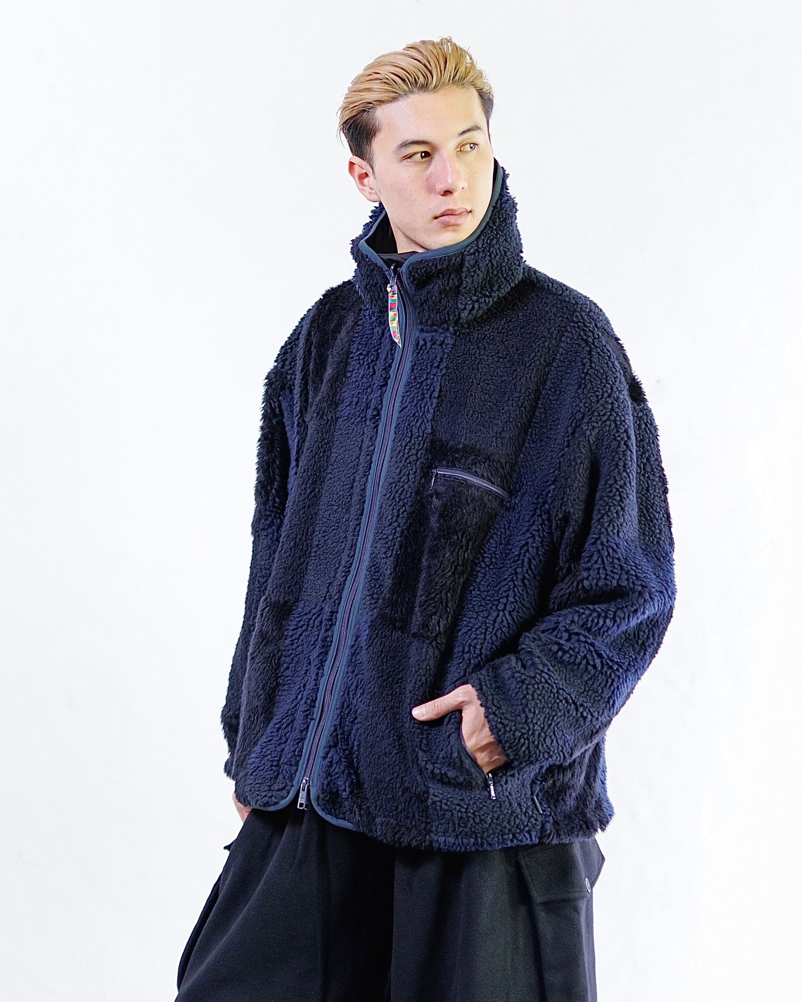 is-ness - イズネス24AW（is-ness×Y(dot) BY NORDISK) REVERSIBLE FLEECE JACKET(24AW_39_1006AWYDOTJK01)BLACK×NAVY  | mark