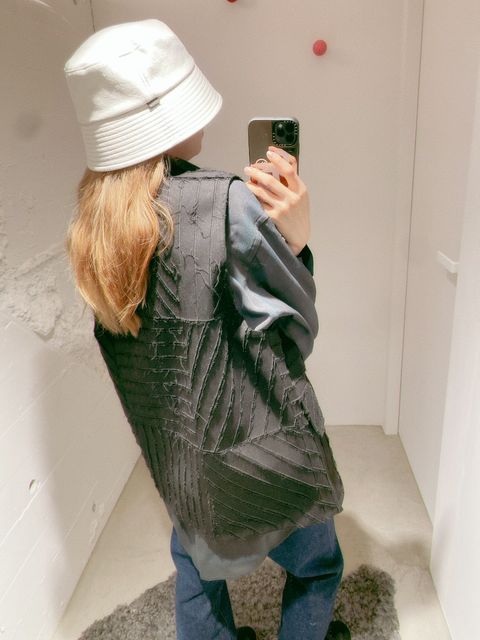 YOKE 新作BONDING OPAL WORK VEST style.2024.2.22