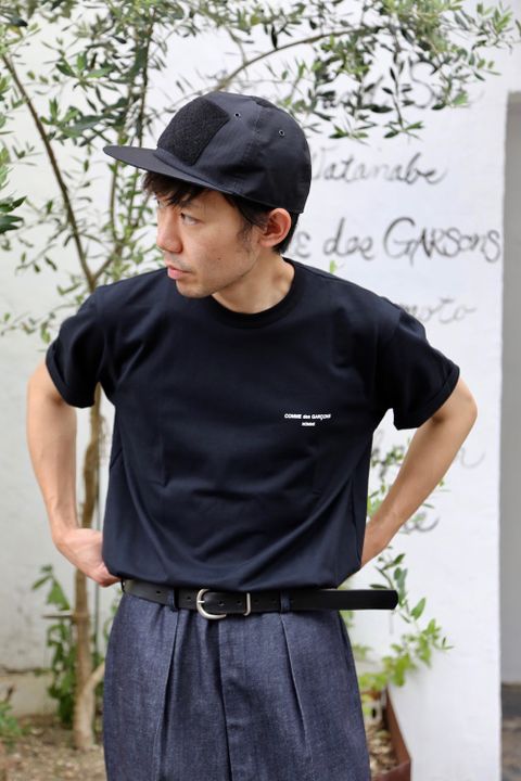 COMME des GARCONS HOMME 綿天竺ロゴプリントTシャツ"BLACK"Style.2020.8.10.