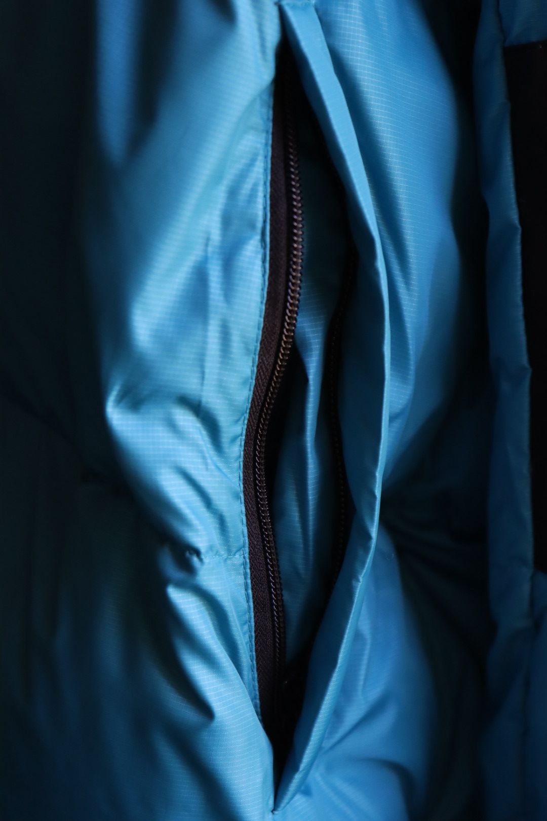 イズネス 23AW FUNCTIONAL DOWN JACKET is-ness×NANGA (1005AWDOWNJK01)TURQUOISE