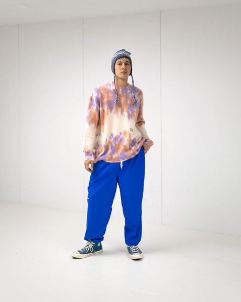 S.F.C-Stripes For Creative- DYED MOHAIR CREW MARK スタイル