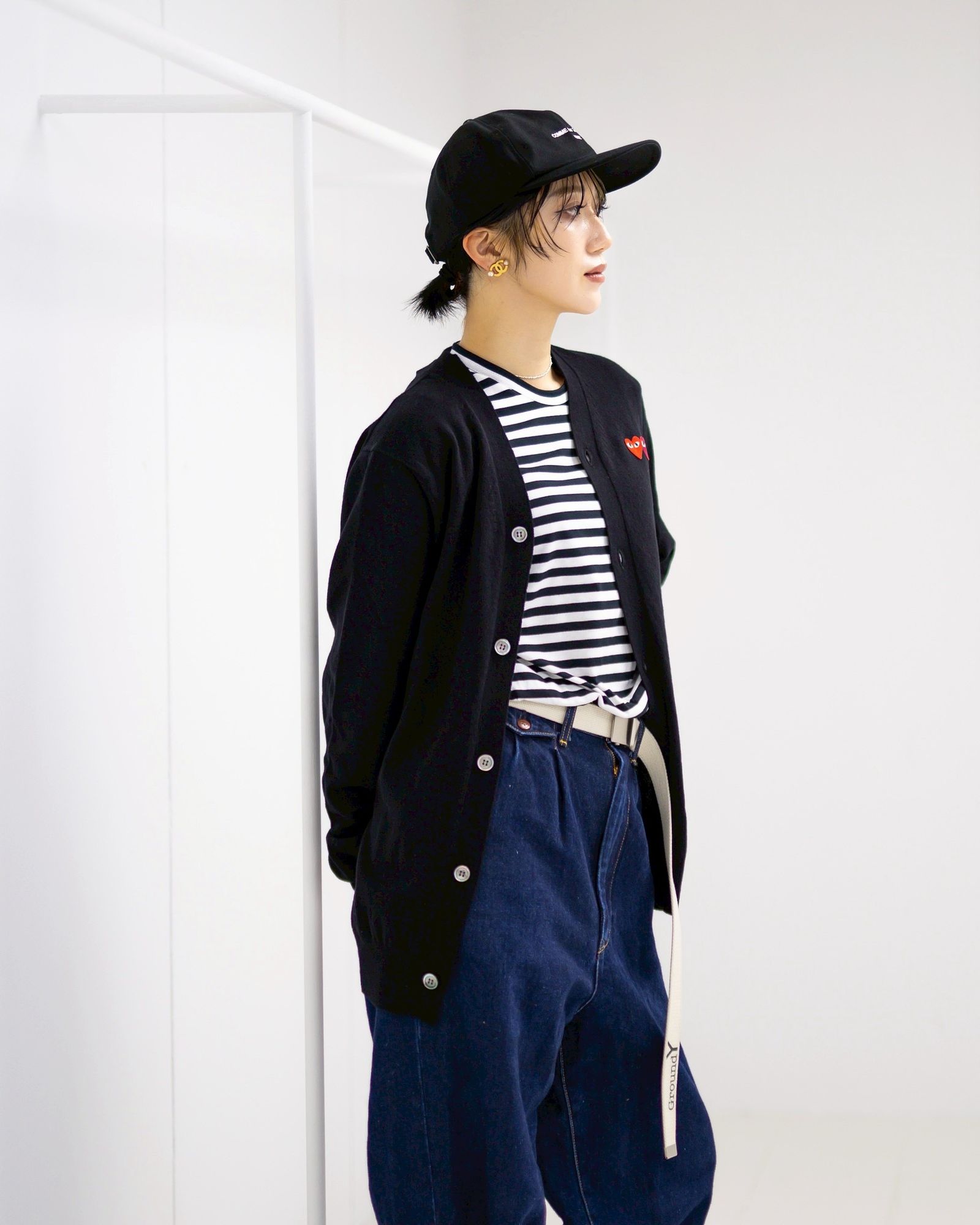 PLAY COMME des GARCONS V-NECK CARDIGAN DOUBLE BURGENDY EMBLEM style.2025.11.12