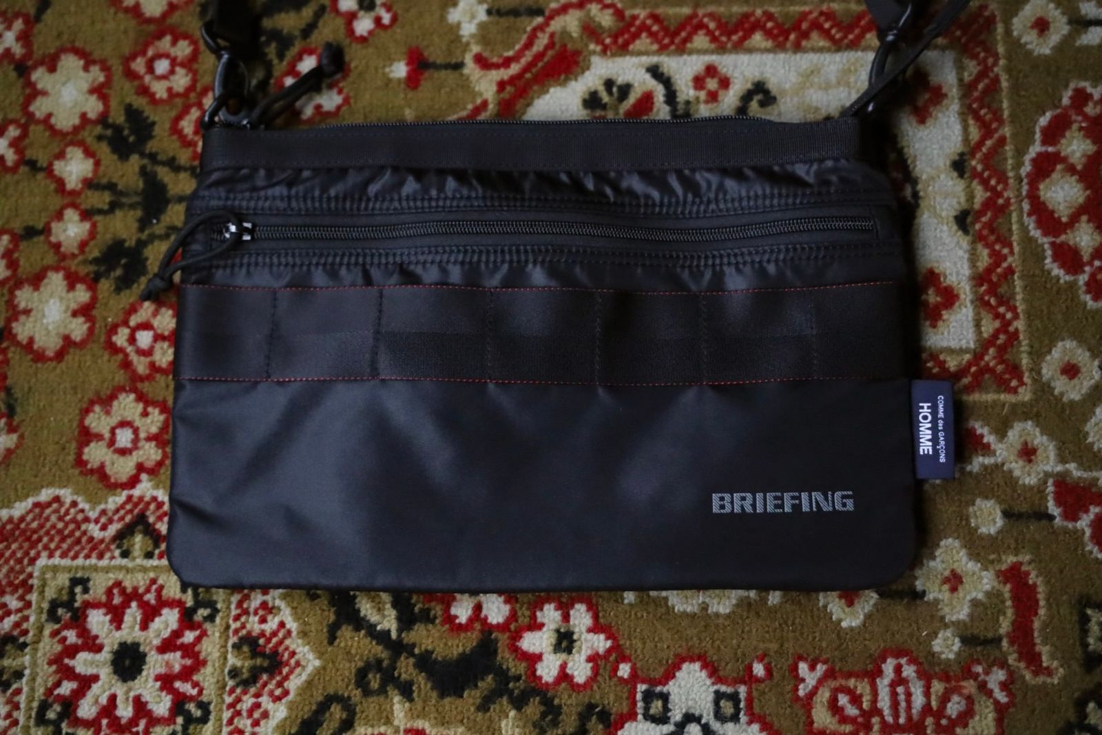 コムデギャルソンオム バッグ BRIEFING W-NAME REVERSIBLE SACOCHE(HR-K209-051)BLACK×BLACK☆10月2日(金)発売！