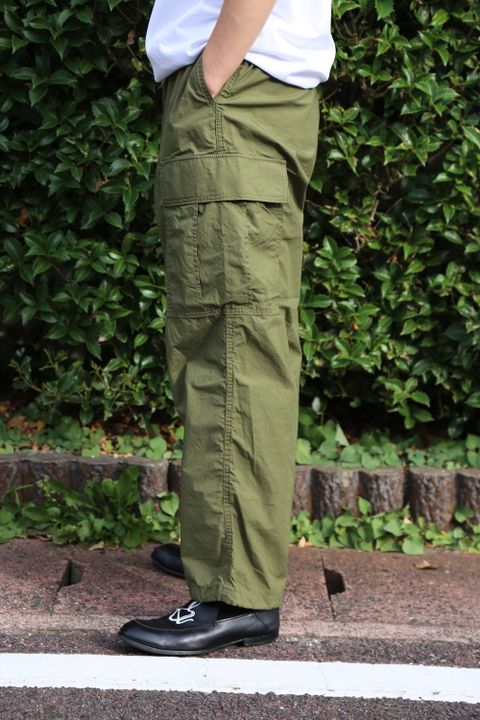 FreshService UTILITY OVER CARGO PANTS(FSW-21-PT_80) style. 2021.07.26.