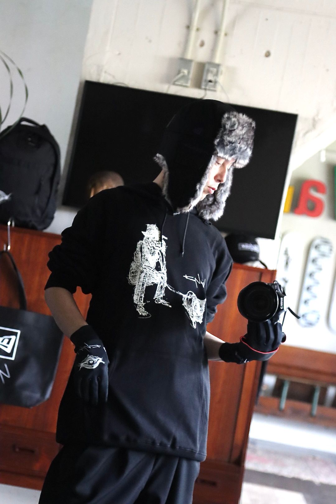 Yohji Yamamoto×New Era 朝倉優佳 山本耀司&愛犬フーディーstyle