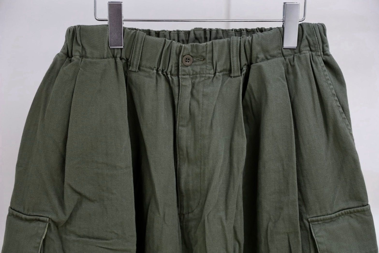 イズネス26AW Herringbone 6-Pocket Pants(26AW_11_1005SSPT05)KHAKI☆9月5日(土)発売！