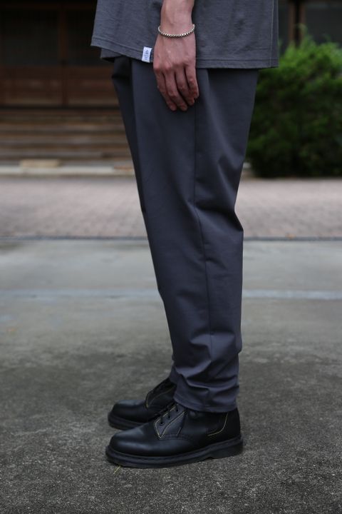 Graphpaper Compact Ponte Chef Pants(GM213-40042B) style.2021.7.18.