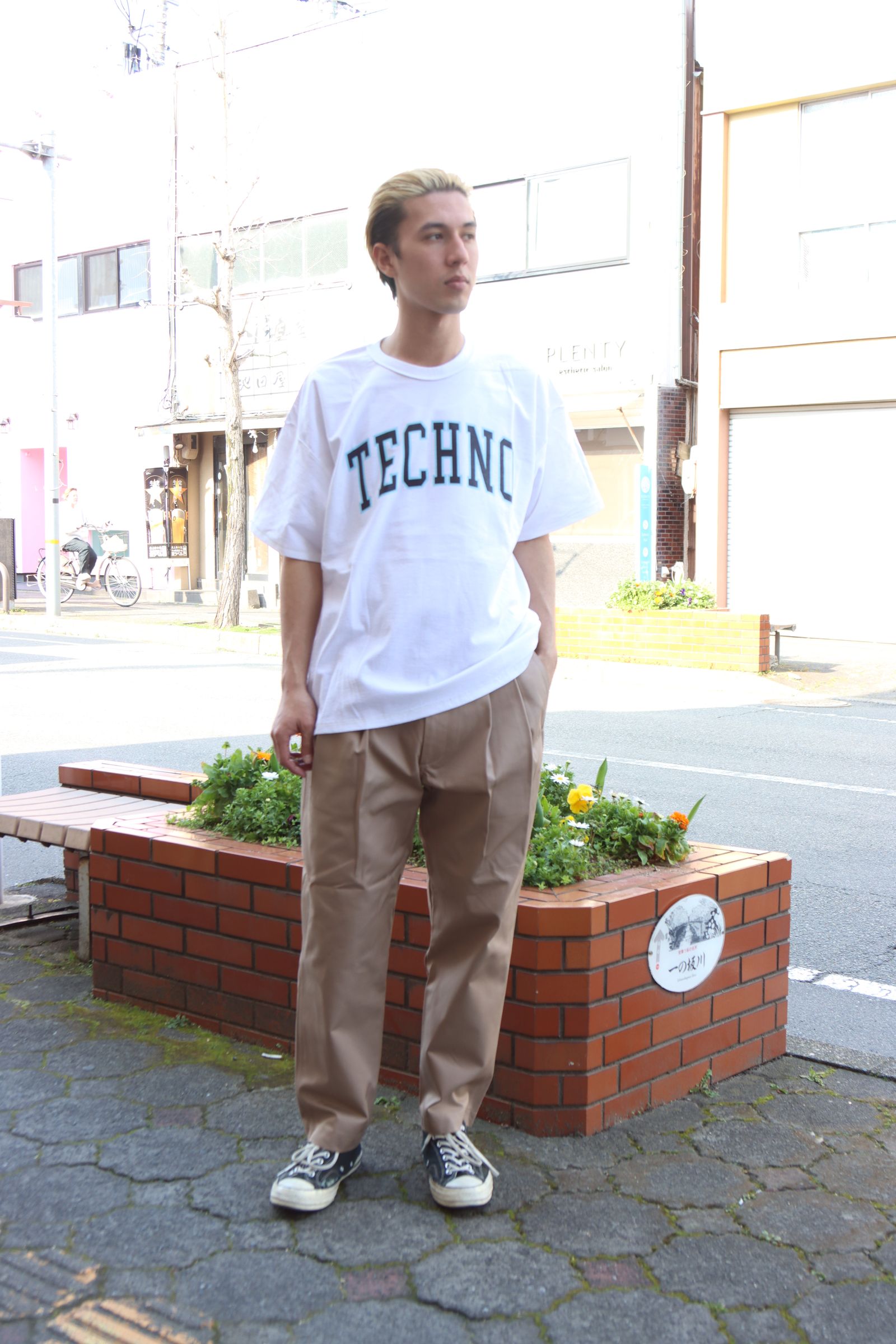 イズネスミュージック TECHNO T-SHIRT(IMP5_27_TECHNO5ST01)WHITE