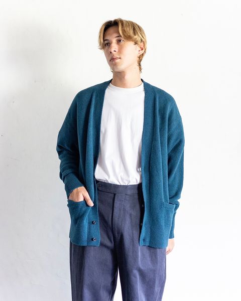 YOKE PAINTED ELBOW PATCH CARDIGAN(PEACOCK)スタイル 8月24日(土)新作発売！