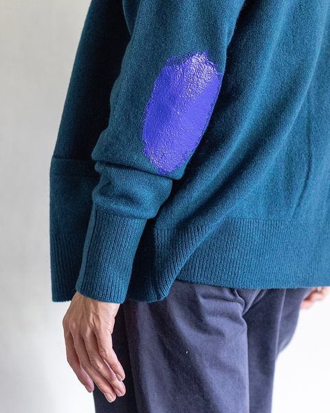 YOKE PAINTED ELBOW PATCH CARDIGAN(PEACOCK)スタイル 8月24日(土)新作発売！