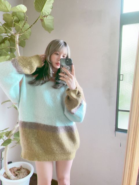 YOKE 新作MOHAIR BORDER CREWNECK SWEATER style.2023.8.27