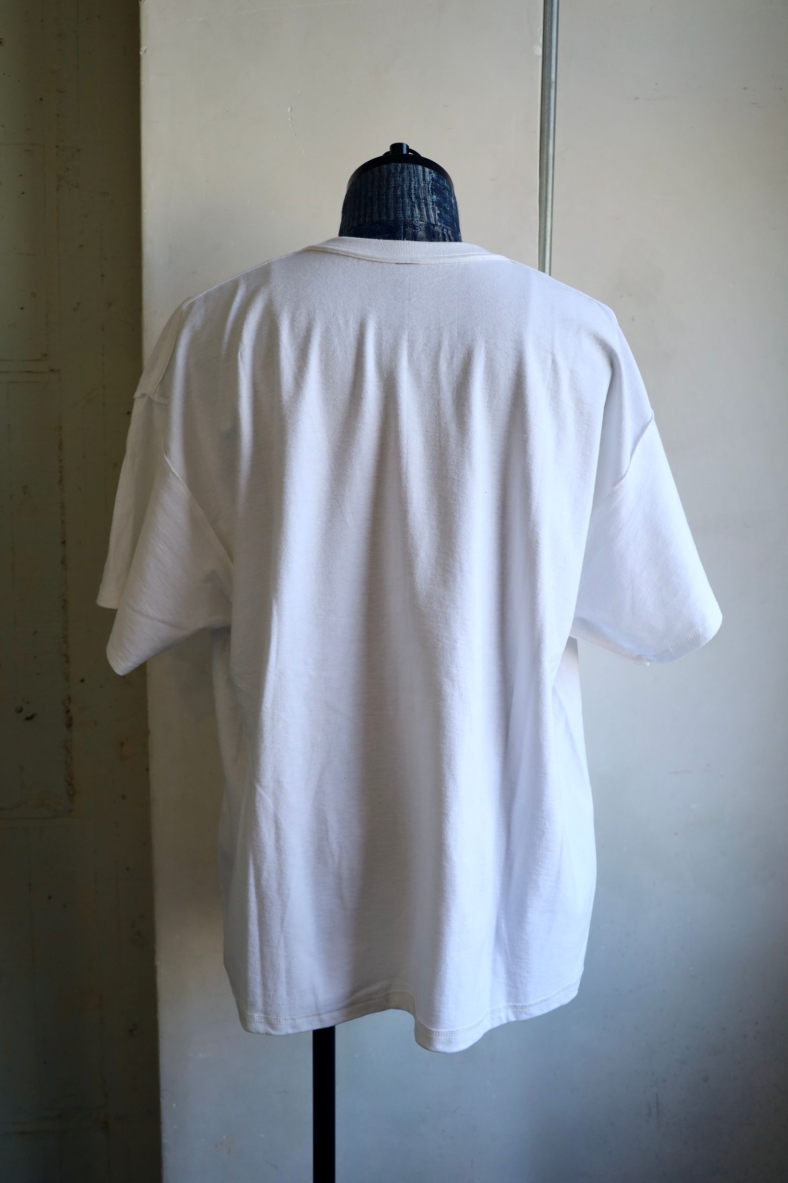 イズネスミュージック TECHNO T-SHIRT(IMP5_27_TECHNO5ST01)WHITE
