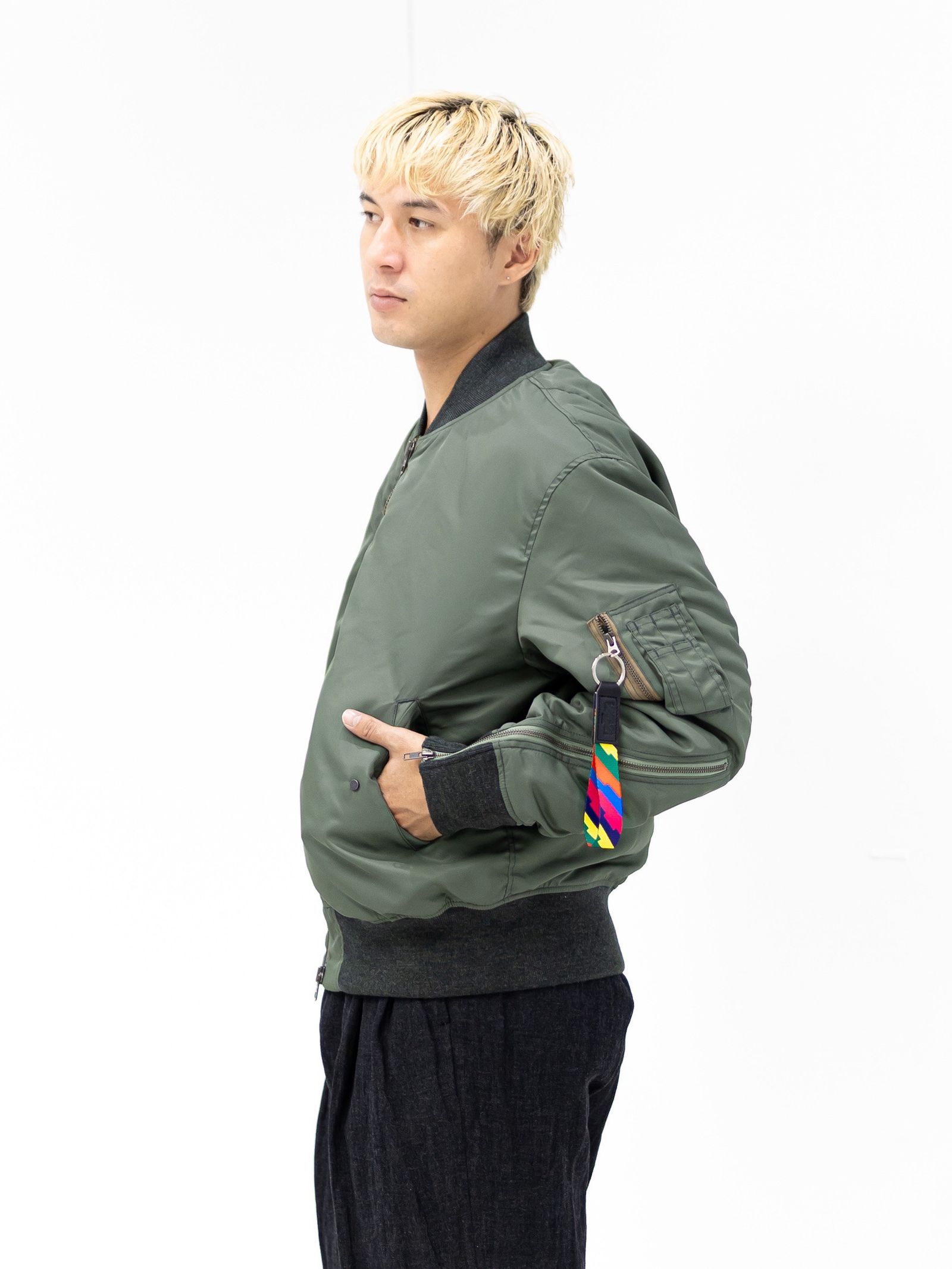 イズネス26AW Bomber Jacket(26AW_32_1008AWJK01)KHAKI☆9月19日(土)発売！