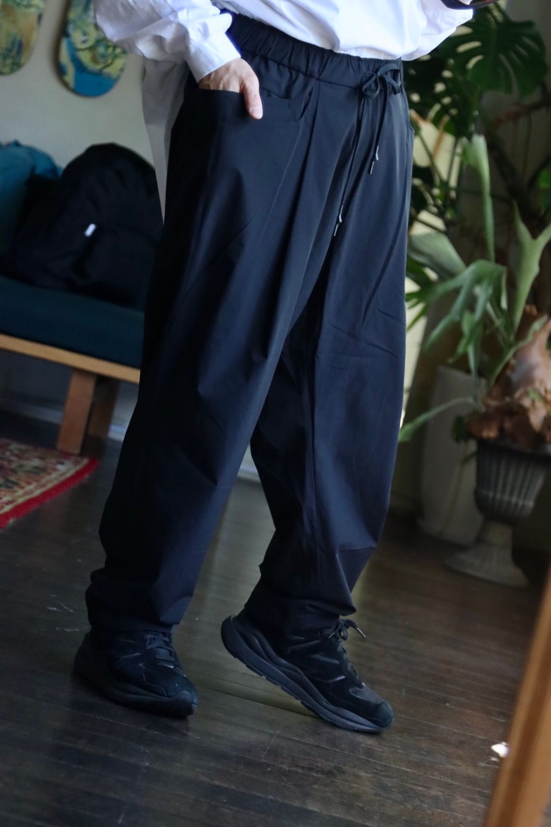 WIDE TAPERED EASY PANTS-