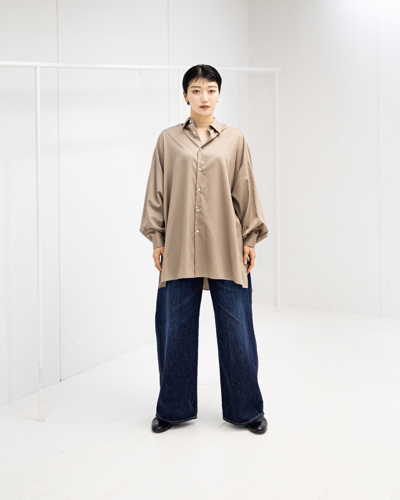 Graphpaper Silicon Poplin Deep Slit Regular Collar Shirt STYLE 2026.03.26